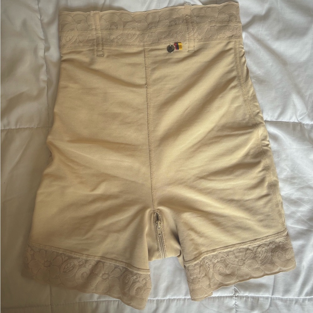 Colombian Shapewear in Size Medium